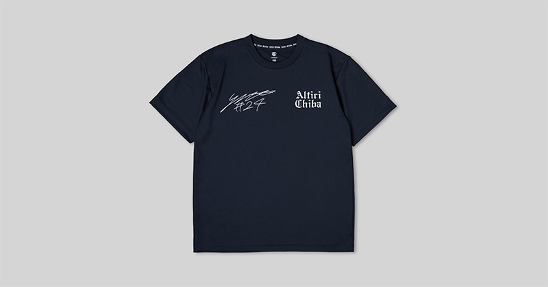 景品画像（選手直筆サイン入りTシャツ）